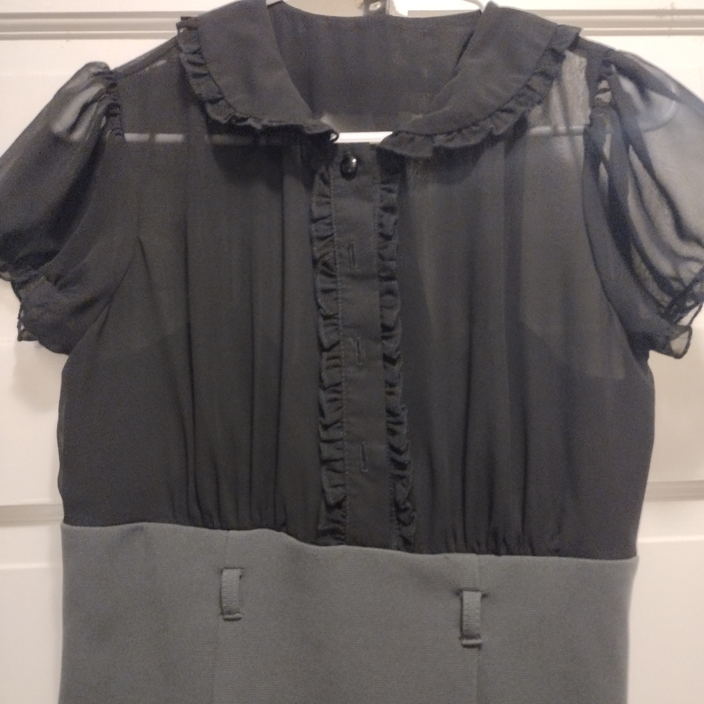 Intrigue Dress - Picture 2 of 3